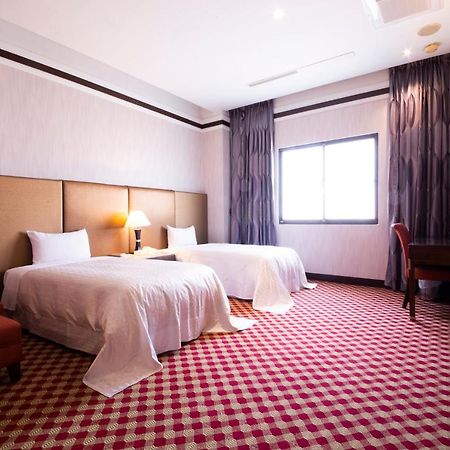 Li-Gin Motel Чиай Сити Екстериор снимка