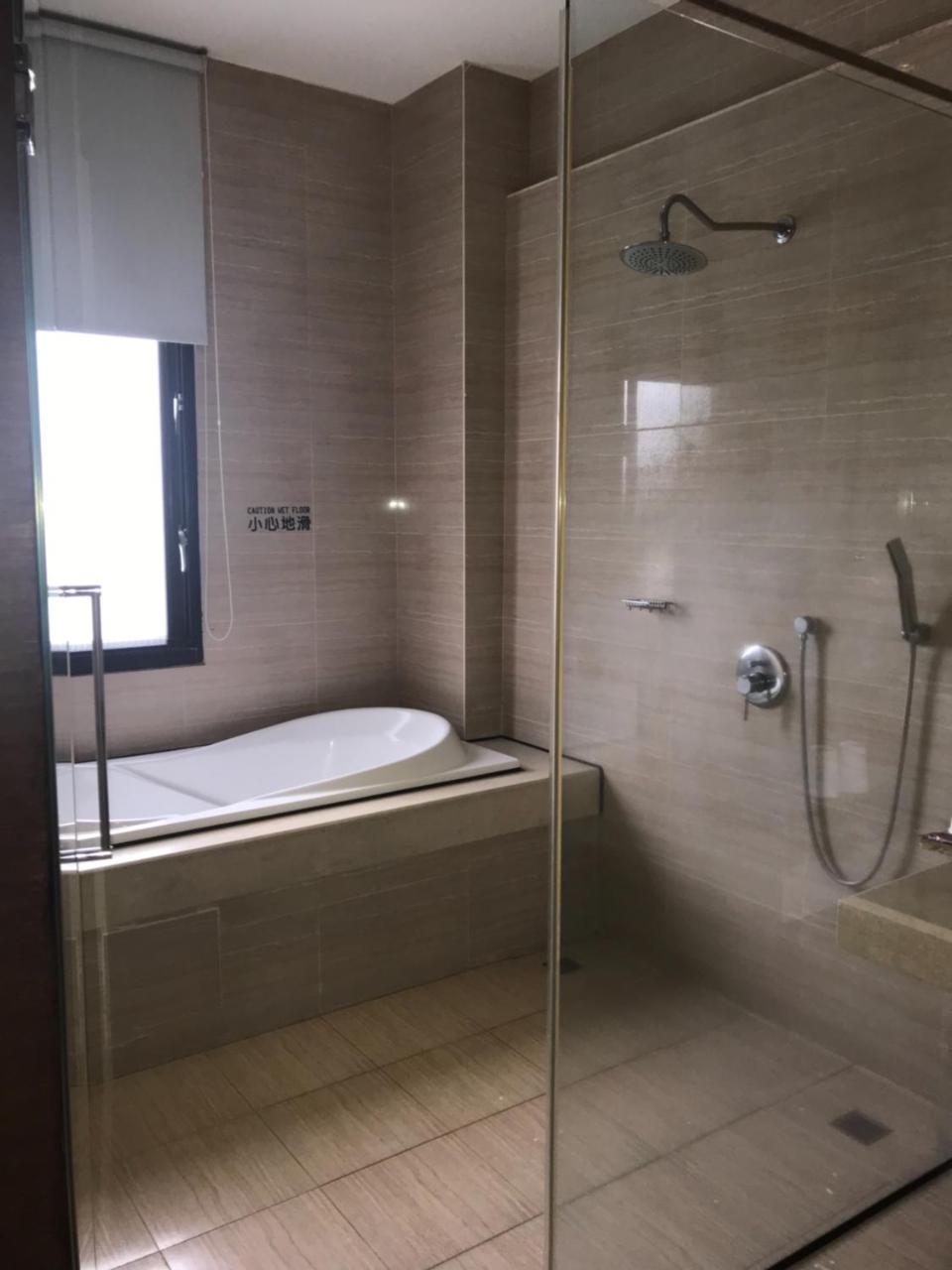 Li-Gin Motel Чиай Сити Екстериор снимка
